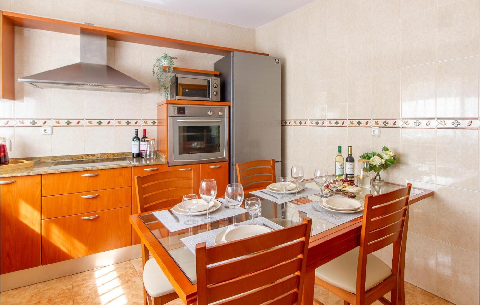 Cozy Apartment In Aguilas With Kitchen Extérieur photo
